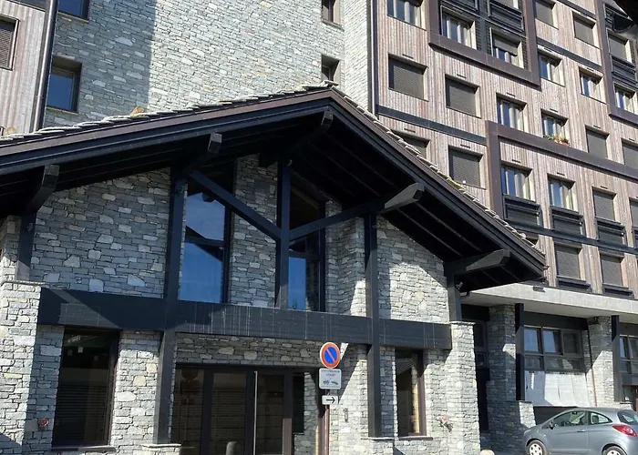 T2 A 2* Acces Pistes, Parking, Vue Vallee, 4 Pers. - Fr-1-514-22 * Courchevel